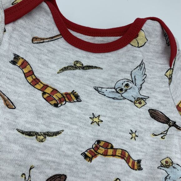 NEW~ HARRY POTTER Baby Rompers 2-Pack 0-3M I'm A Keeper Gryffindor Shortall - Picture 3 of 8